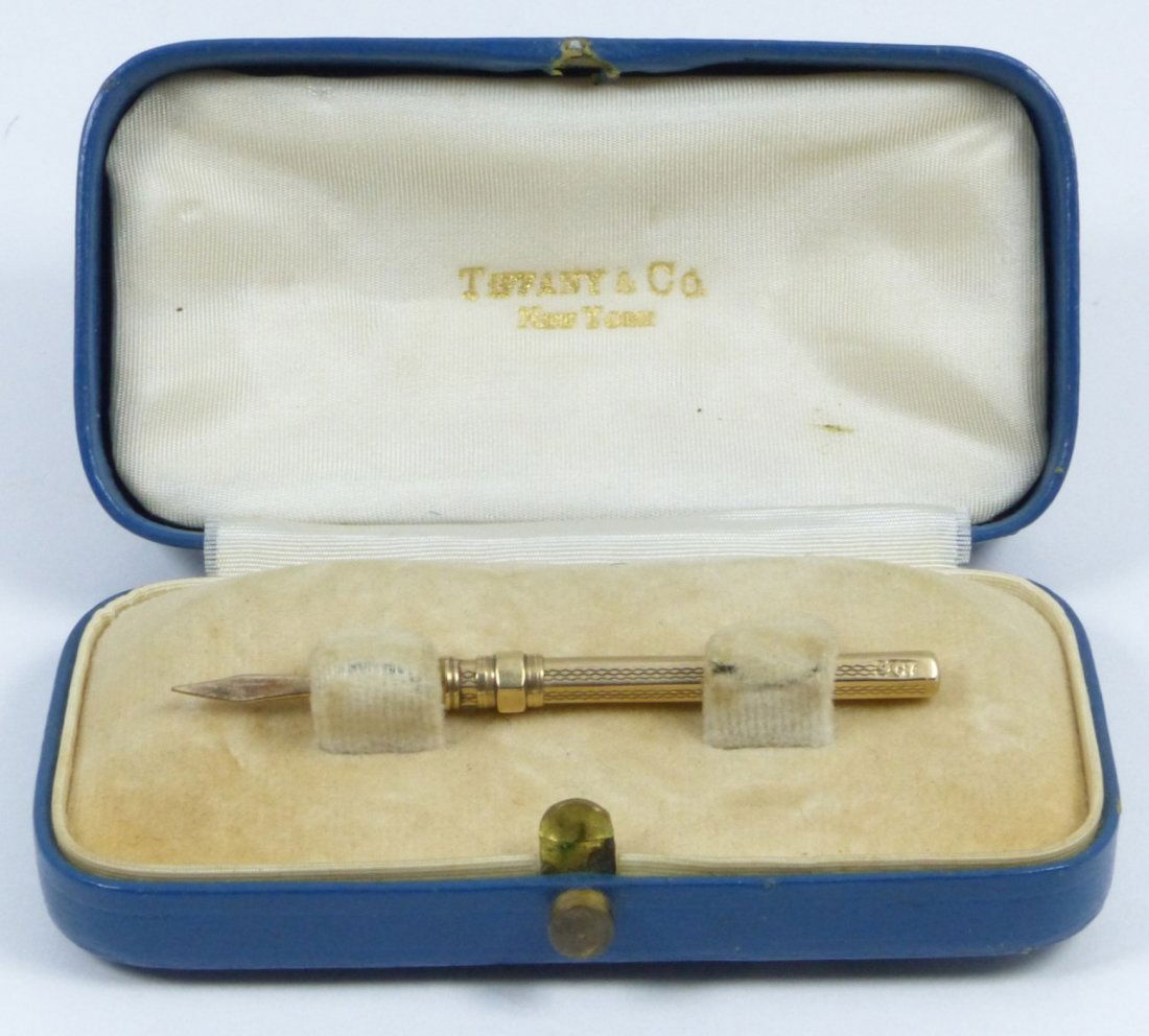 TIFFANY & CO 9KT YELLOW GOLD RETRACTABLE TOOTHPICK (1 of 9)