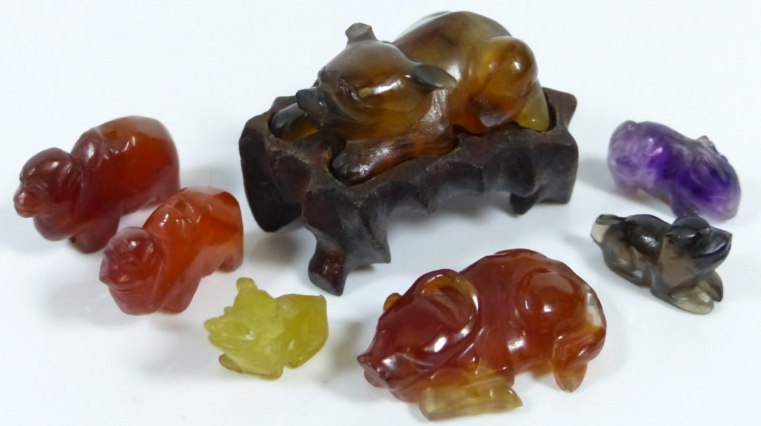 7pc CHINESE CARVED SEMI PRECIOUS STONE ANIMALS (1 of 6)