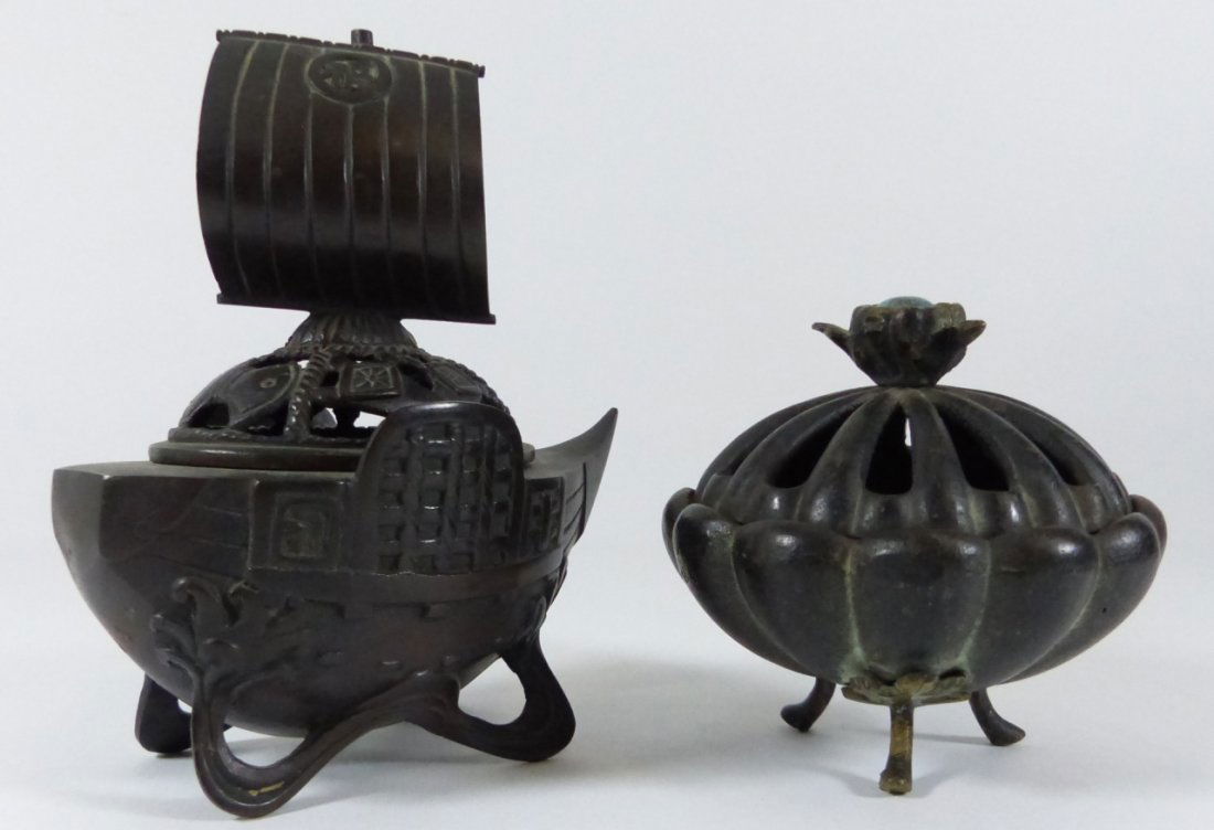 2pc CHINESE BRONZE VESSEL & CENSER (1 of 10)
