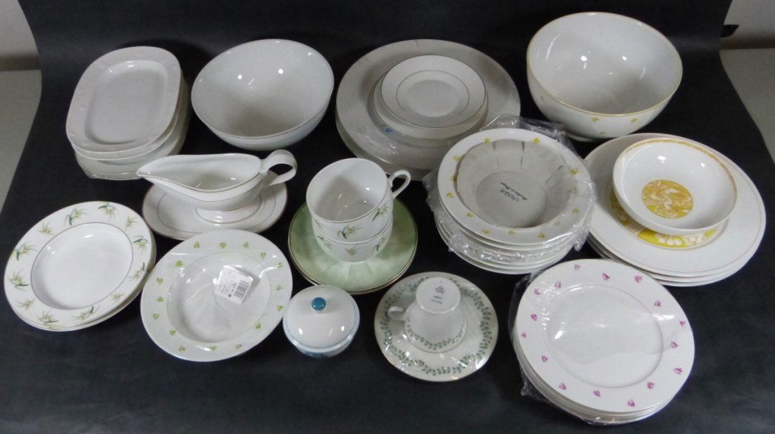 37pc LALIQUE PORCELAINE DE LIMOGES FRANCE CHINA (1 of 10)
