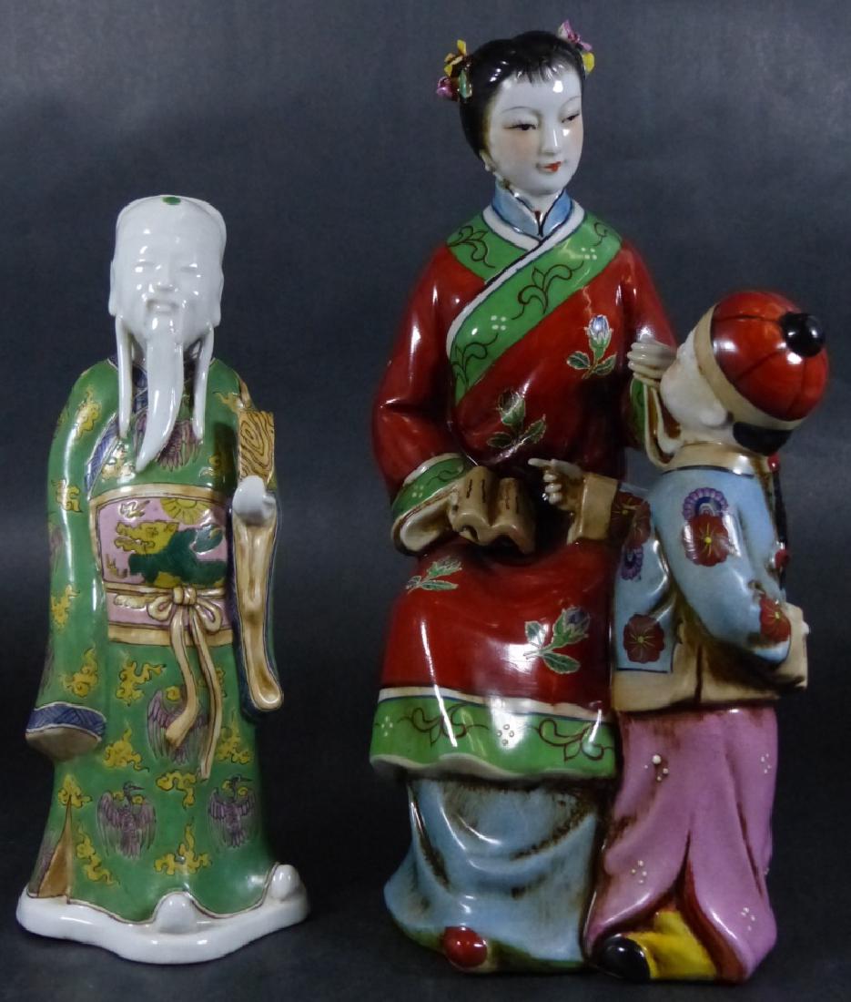 2pc CHINESE PORCELAIN FIGURES (1 of 9)