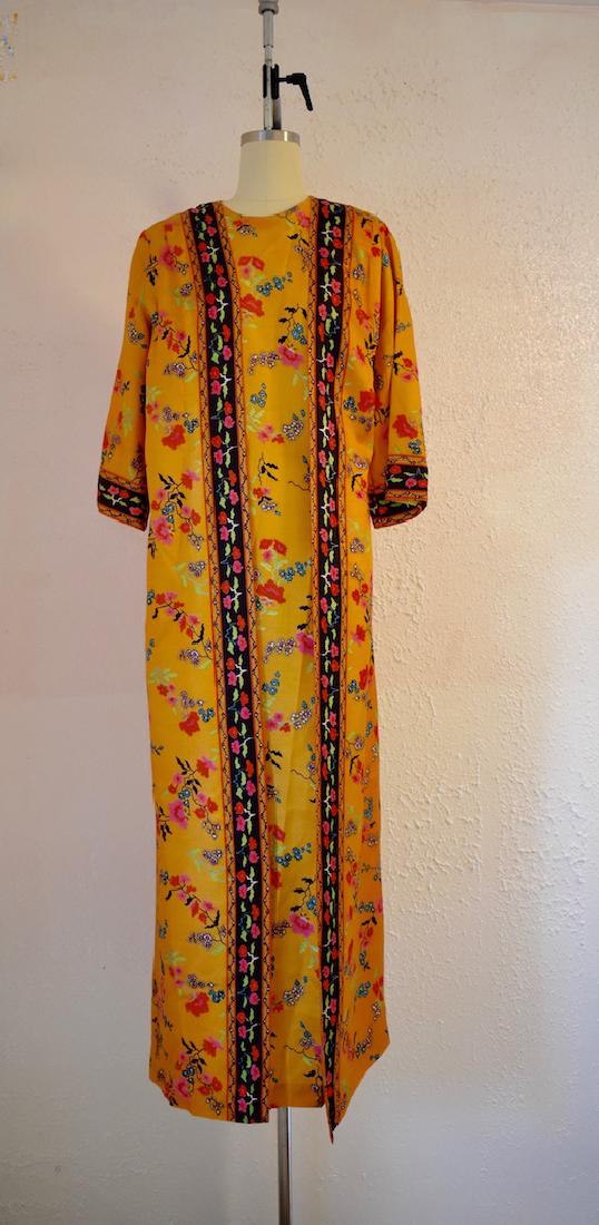 Vintage 1970s Floral Wrap Dress: This item above is a "Vintage 1970s Floral Wrap Dress. Excellent condition with minor wear. This dress is a wrap with an attached jacket. This wrap dress as two clasp at the shoulder for closure. "No 