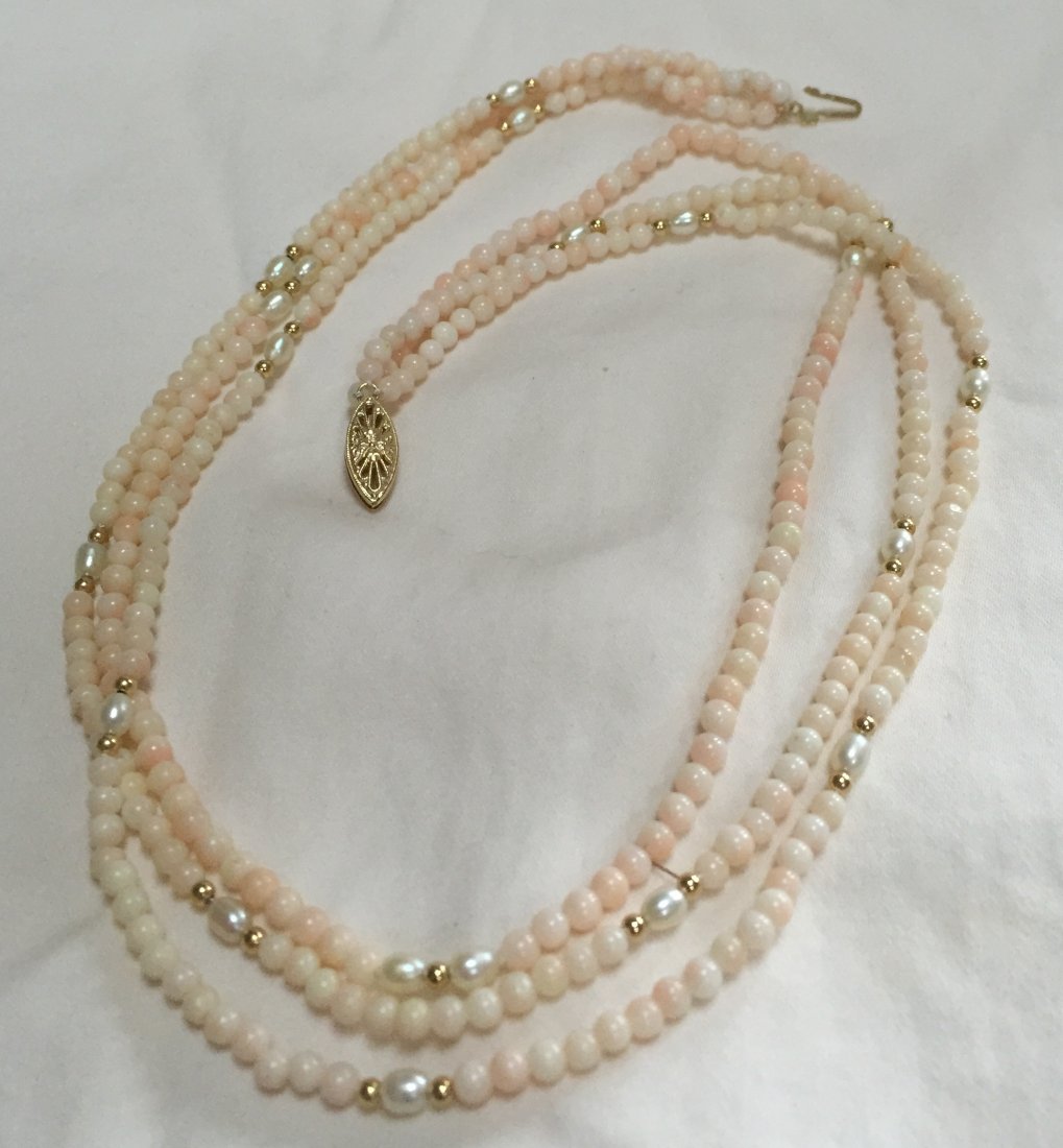 Angel Skin Coral and Gold Necklace (1 of 3)