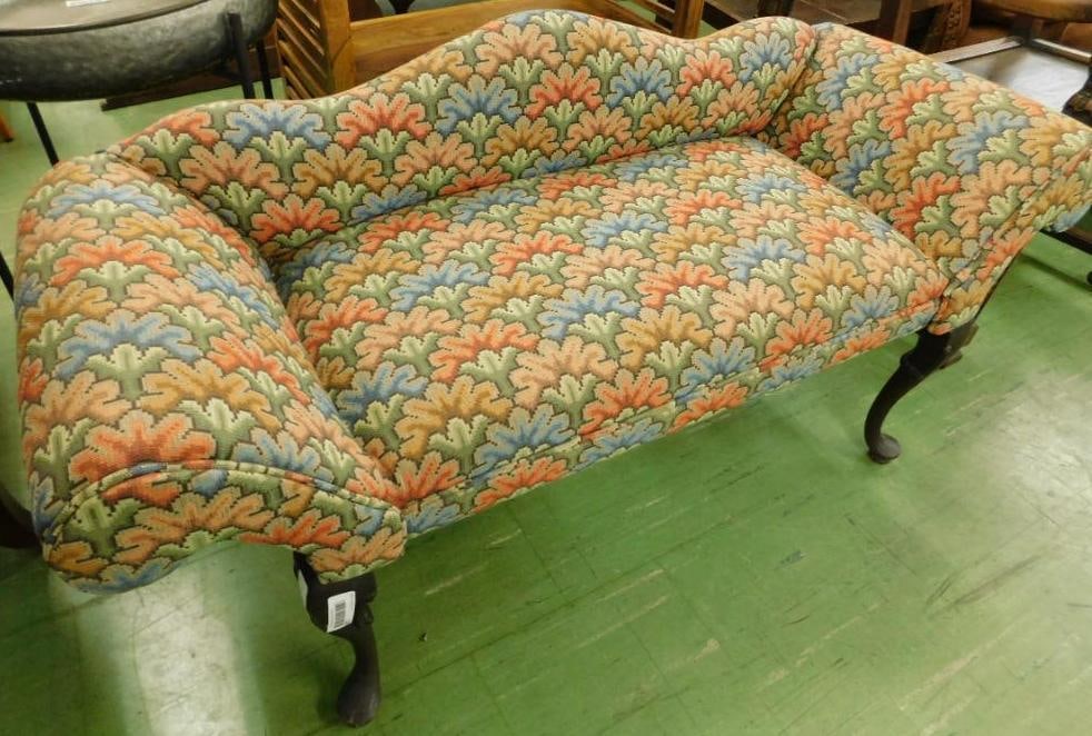 Upholstered End of The Bed Bench (1 of 7)