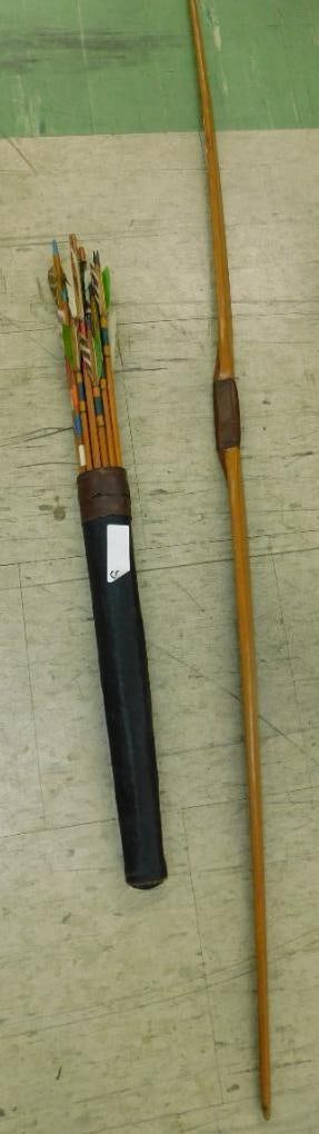 Vintage Lowe and Cambell 60.5" Bow with Quill and Arrows: See Photos For Condition and Details