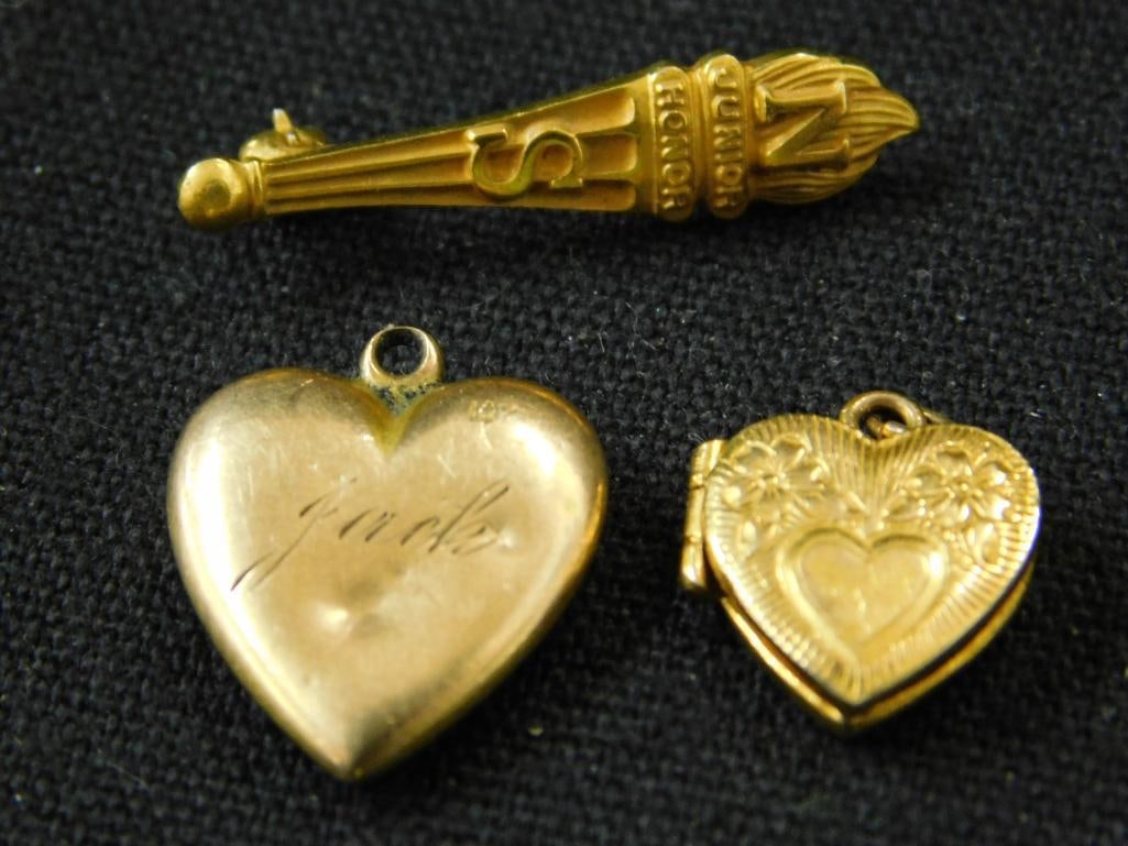 10Km Yellow Gold - 2 Heart Charms - 1 Pin - 3.1 Grams: XRF Tested - See Photos For Details and Condition