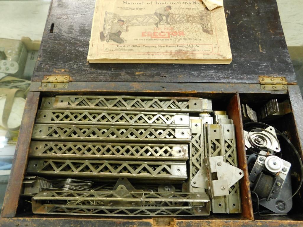 Vintage A.C. Gilbert-wooden box- "The New Erector" Set in Original Box - Looks Fairly Complete (1 of 12)
