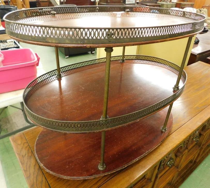 Oval Mahogany Stand with Brass Gallery (1 of 7)