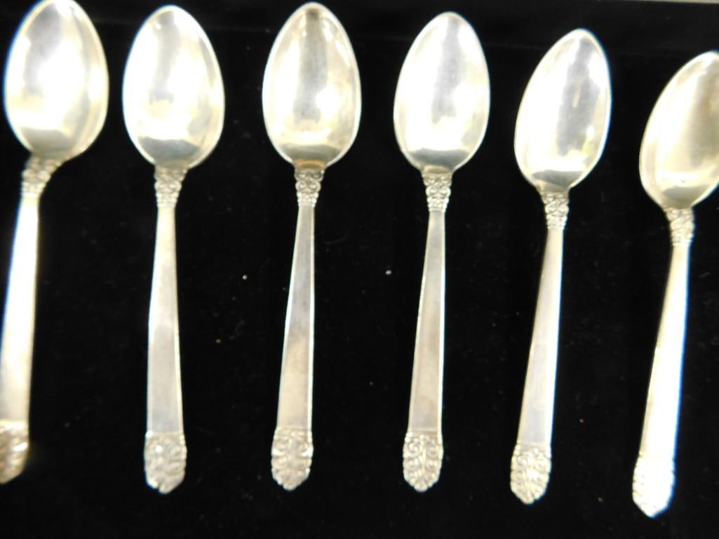 Sterling Silver - 6 Matching Demitasse Spoons - 81.0 Grams: See Photos For Condition and Details