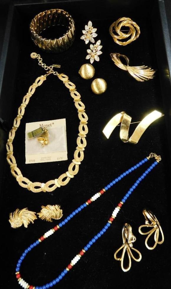 Costume Jewelry - All Signed Monet: See Photos For Condition and Details