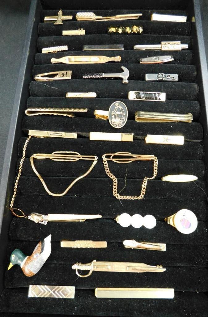 Mens Costume Jewelry - 33 Vintage Tie Clips (1 of 13)