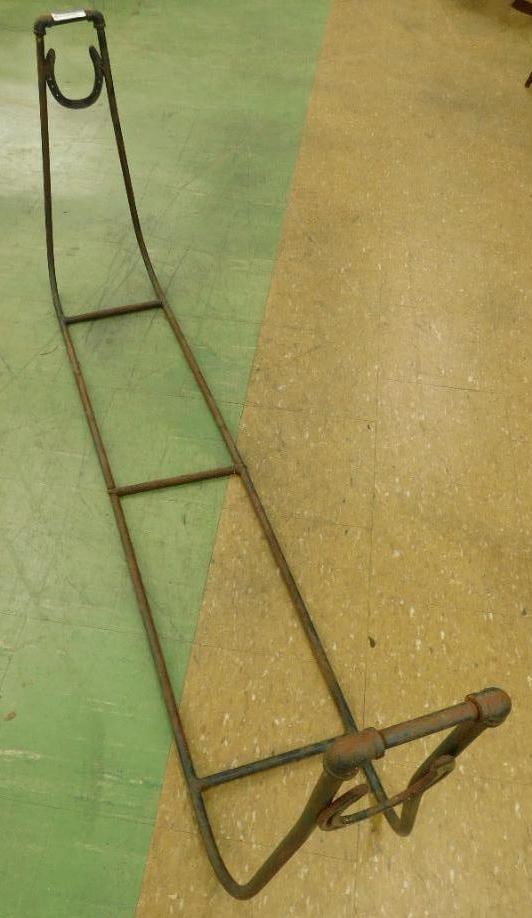 Wrought Iron Horseshoe Firewood Holder (1 of 8)