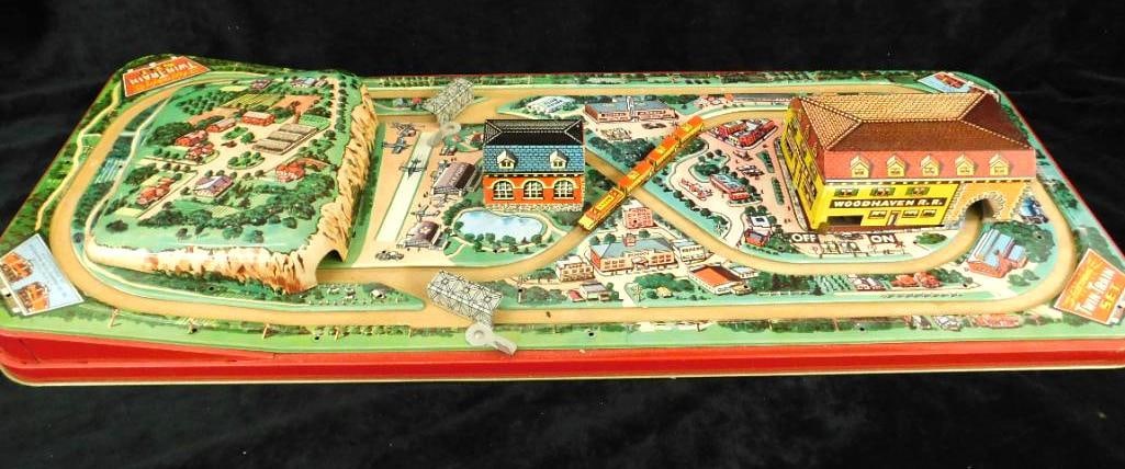 Vintage Woodhaven Metal Stamping Co. Litho Tin Electric Twin-Train Set - No Box - #372 (1 of 15)
