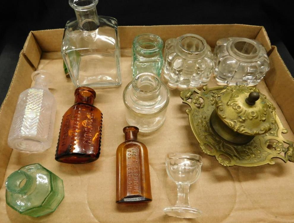 Box Lot with Vintage Glass Inkwells - Eyewash Glass - Poison Bottle - Brass Inkwell (1 of 11)