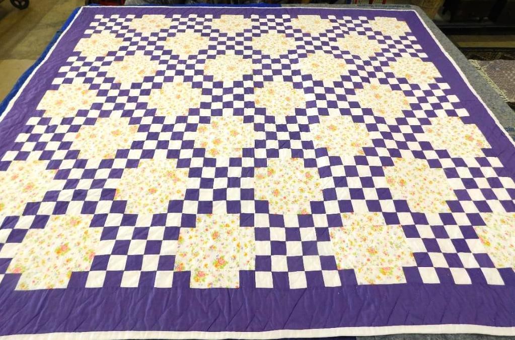 Vintage Machine Sewn Quilt - 89" x 82" (1 of 9)