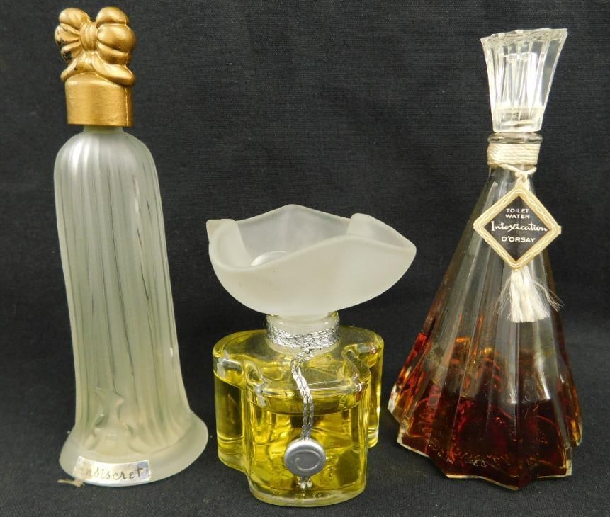 Group of 3 Perfume Bottles - Oscar De La Renta 3" Vente Interdite - Dorsay 5" Intoxication (1 of 15)