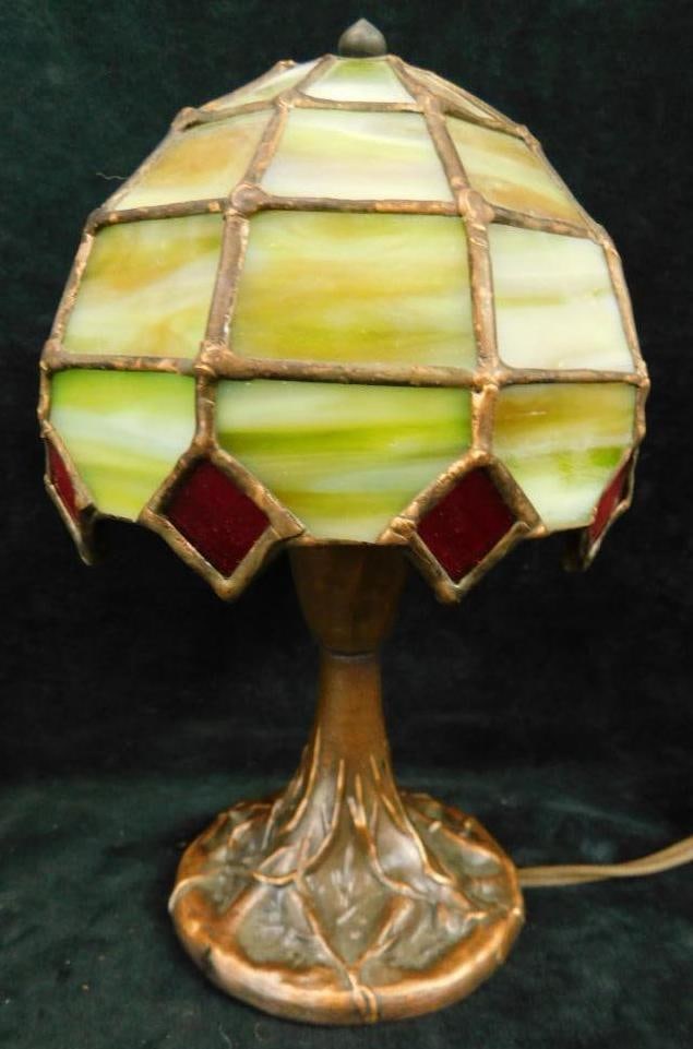 1986 Christiansen Small Nightstand Stained Glass Lamp - 8" x 5" (1 of 8)