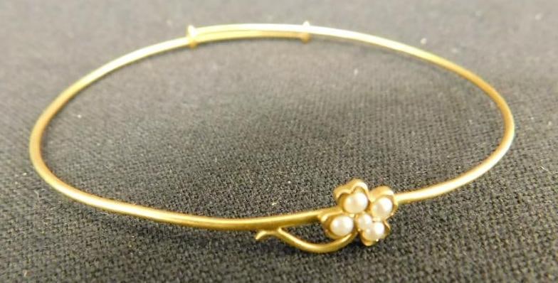 15K Yellow Gold - Bracelet with Pearls - 3.0 Grams TW: See Photos For Details and Condition