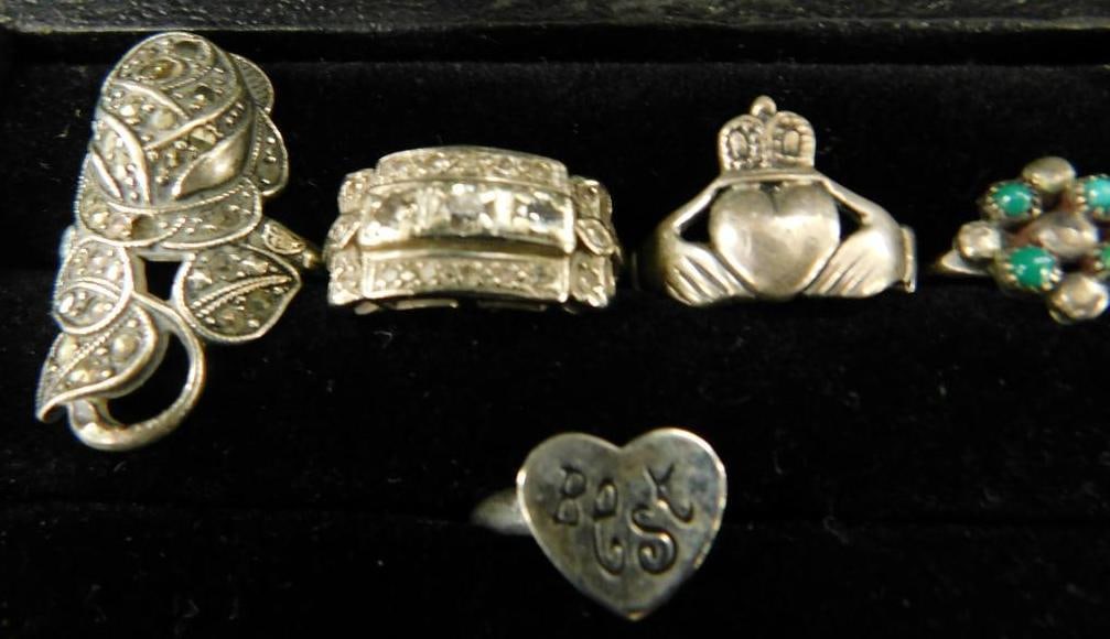 Sterling Silver - 5 Rings - Sizes 4-5.5-5.5-6-7.5 - 15 Grams: See Photos For Details and Condition