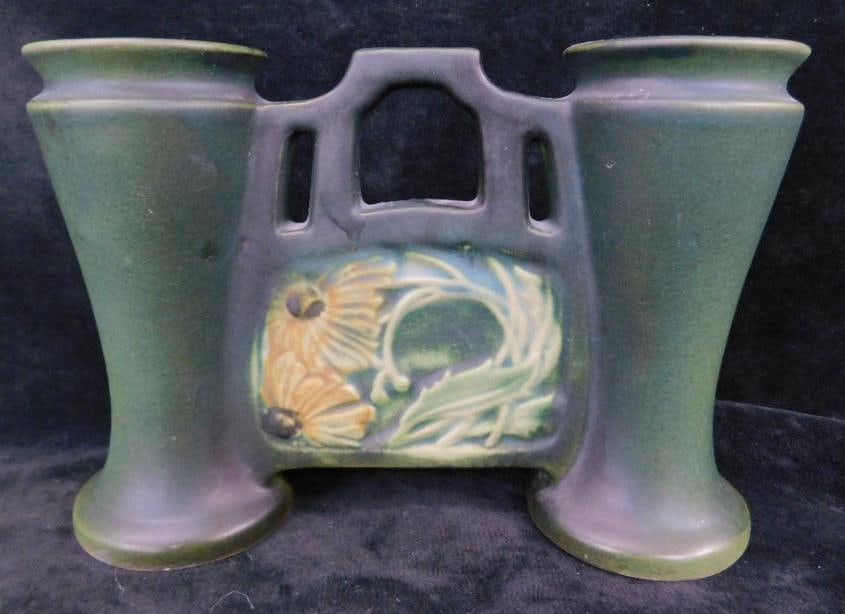 Unsigned Roseville Pottery Double Vase - Rosecraft Panel - 5.25" x 7.5" x 2.25" (1 of 10)
