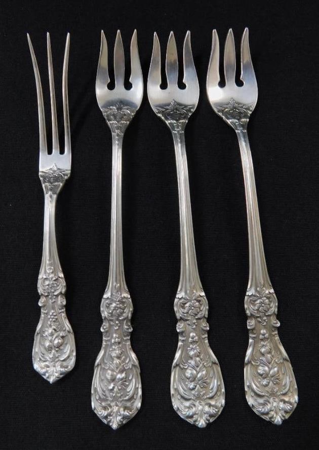 Sterling Silver - Reed and Barton - Francis I - 4 Specialty Forks - 83 Grams (1 of 12)
