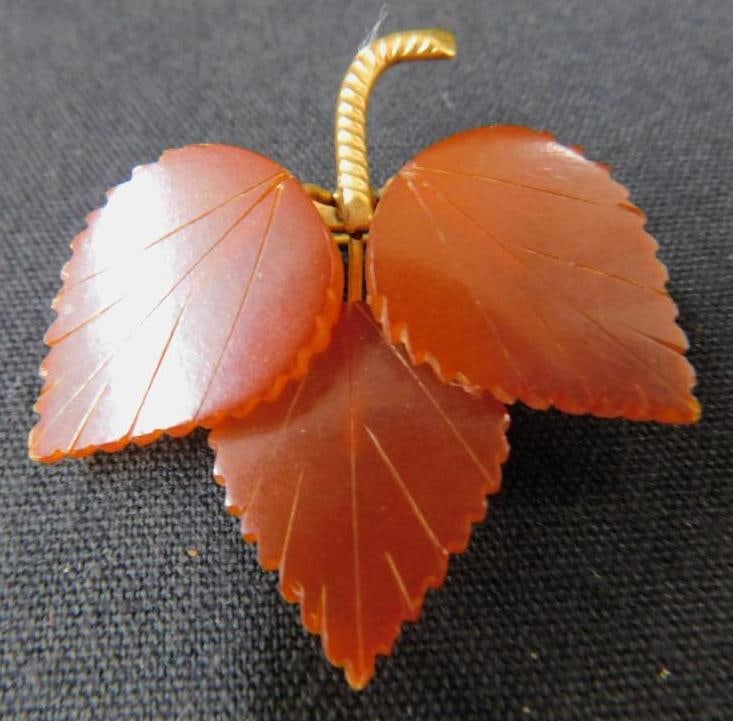 Vintage Costume Jewelry - Amber Leaf Brooch: See Photos For Condition and Details