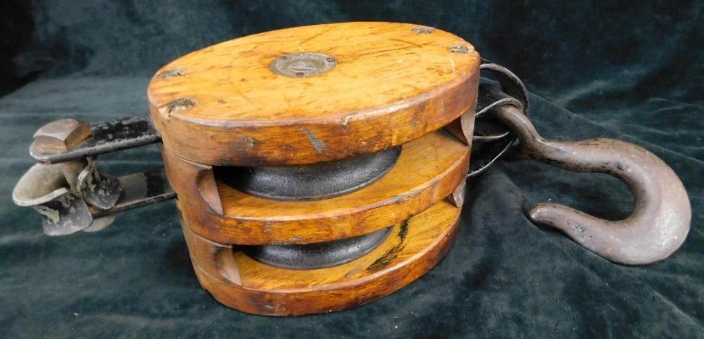 Madesco Products Double Pulley - Wood and Cast Iron - 19" x 6" x 5.25" (1 of 9)