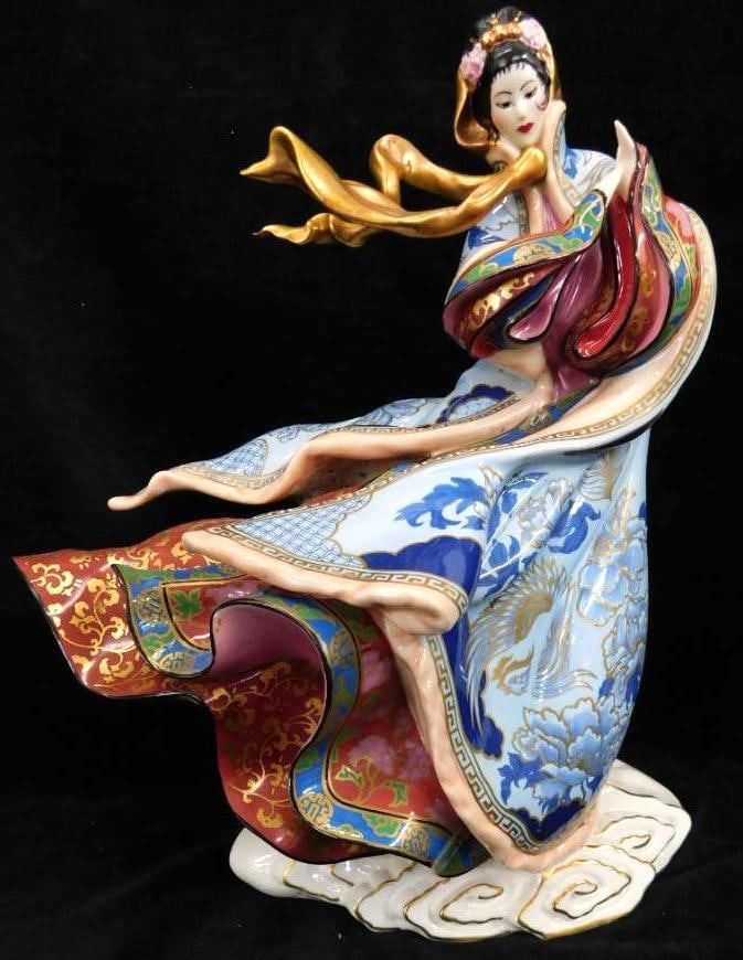 Franklin Mint - Fine Porcelain - Limited Edition #M1450 - " The Snow Princess" - 12" Tall: See Photos For Condition and Details