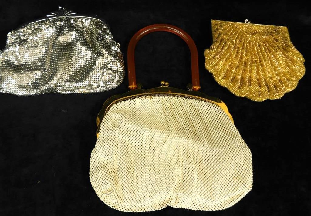 Vintage Whiting and Davis Silver Mesh Purse - Whiting and Davis Enameled Mesh Purse (1 of 20)