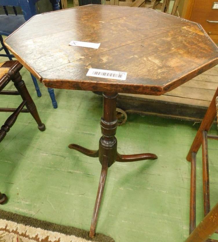 Oak Tilt Top Table - 27" x 19" x 19" (1 of 7)