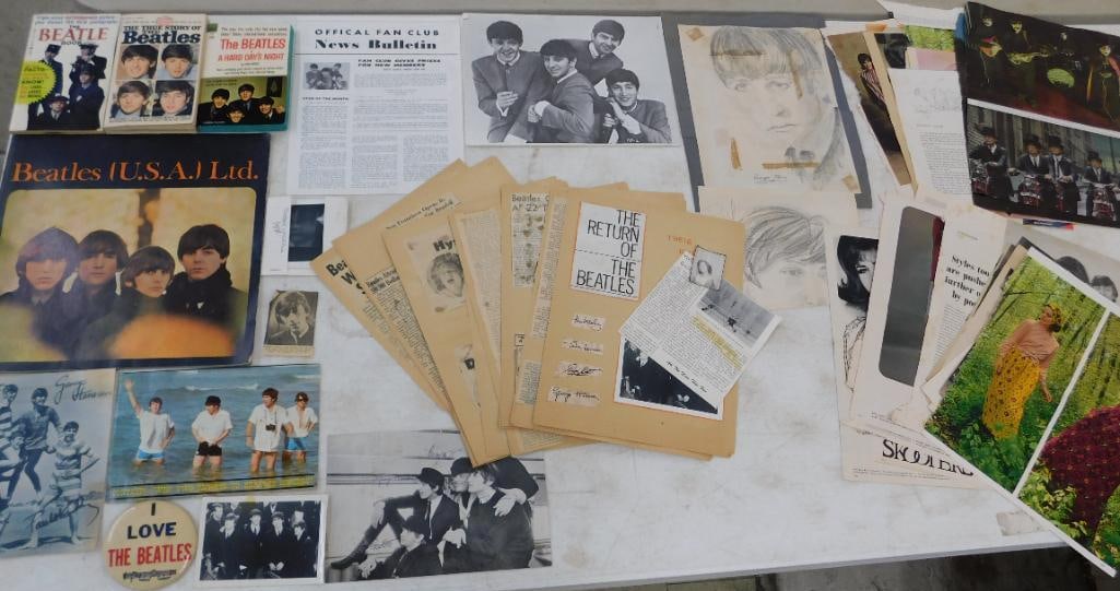 Beatles Memorabilia - 3 Soft Cover Books - Postcards - Scrap Book (1 of 14)