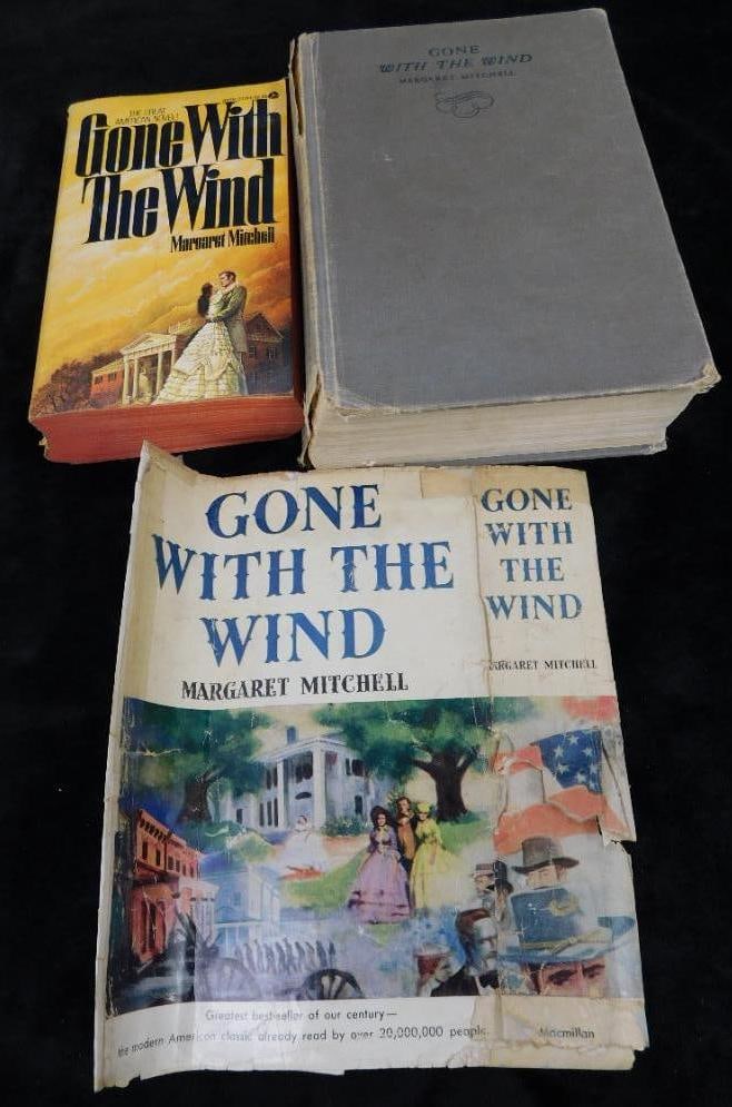 Antique Books - 2 Pieces - 1973 Paperback "Gone With The Wind" Margaret Mitchell (1 of 15)