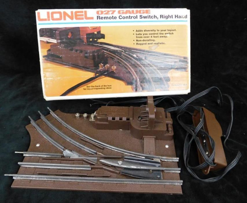 Lionel Model Trains - 027 Gauge - #6-5122 - Remote Control Switch Right Hand - Original Box (1 of 7)