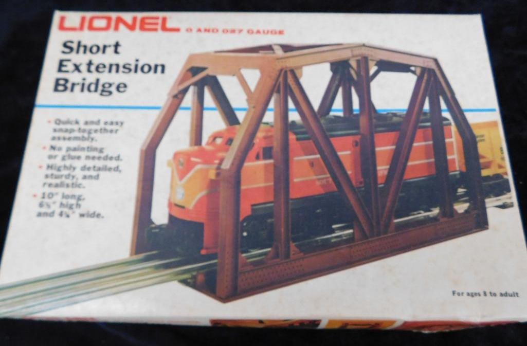 Lionel Model Trains - 0 and 027 Gauge - #6-2717 - Short Extension Bridge - Original Box (1 of 5)