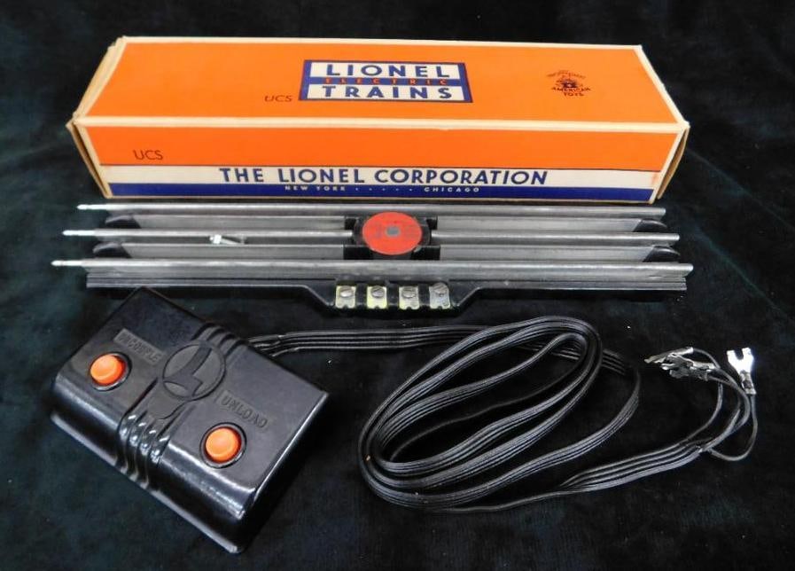 Lionel Model Trains - 0 Gauge - UCS Remote Control Track Set - Original Box (1 of 11)