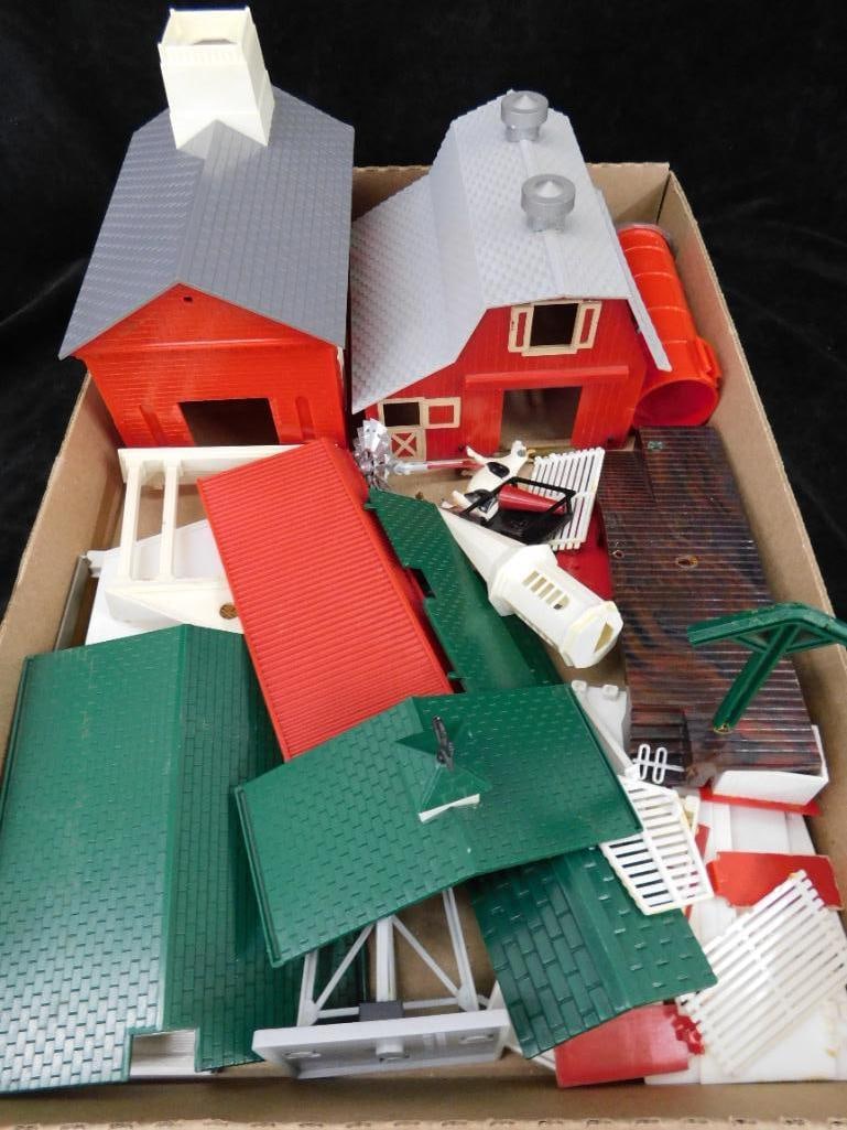 Model Train Plastic Buildings (1 of 10)