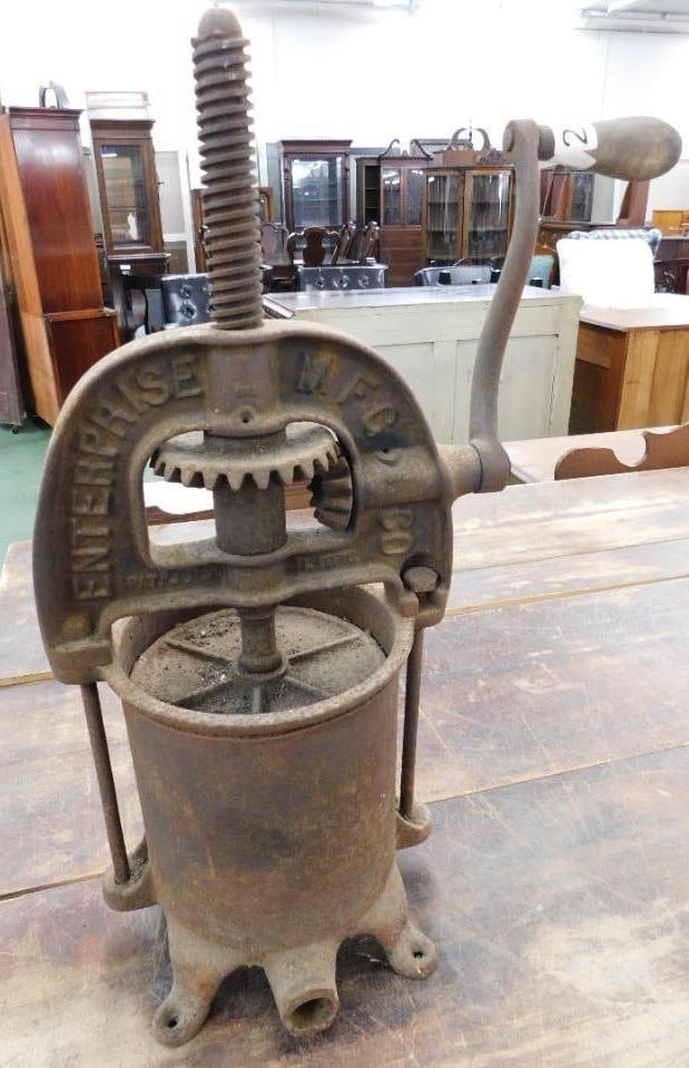 Vintage Enterprise Mfg. Cast Iron Press - 22.5" x 15.5" x 8.5" (1 of 11)