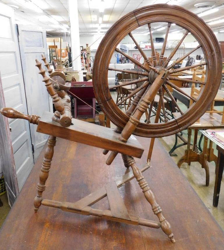 Flax Wheel - 35" x 30" x 24": See Photos for Details and Condition
