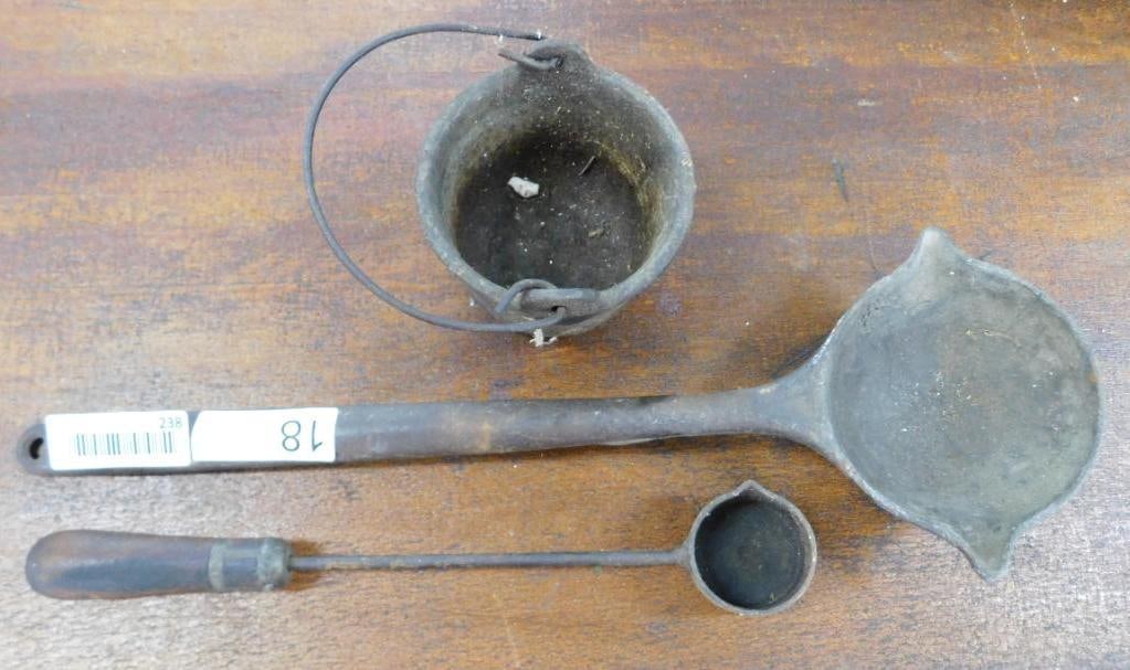 Lead Pot and 2 Ladles - Longest Ladle 20" Long (1 of 8)