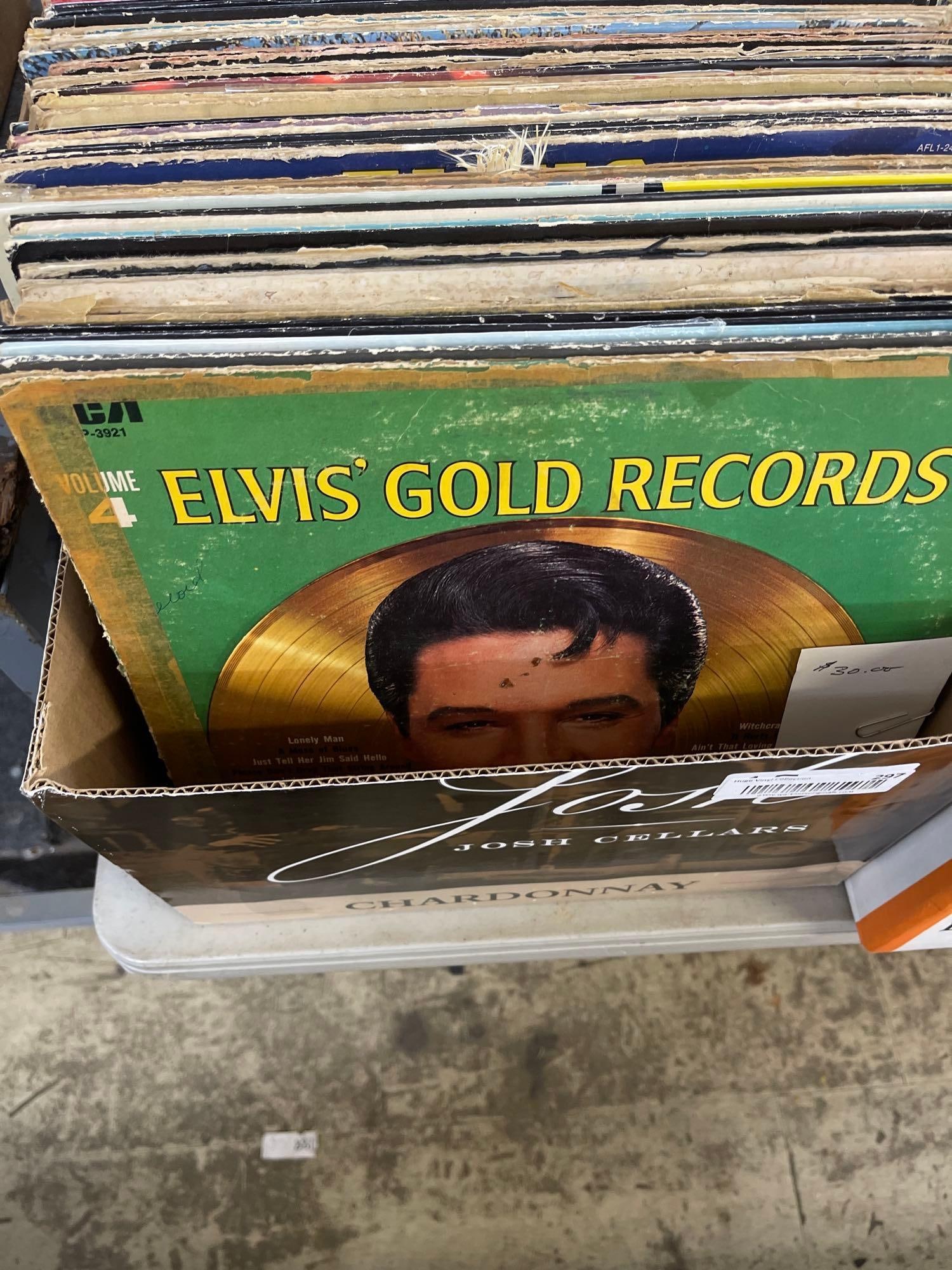 ELVIS ALBUMS LOT: CONDITION OF THESE ITEMS IS UNKNOWN AND VINYL HAS NOT BEEN CHECKED. PLEASE COME INSPECT BEFORE BIDDING OR ACCEPT ITEM AS IS