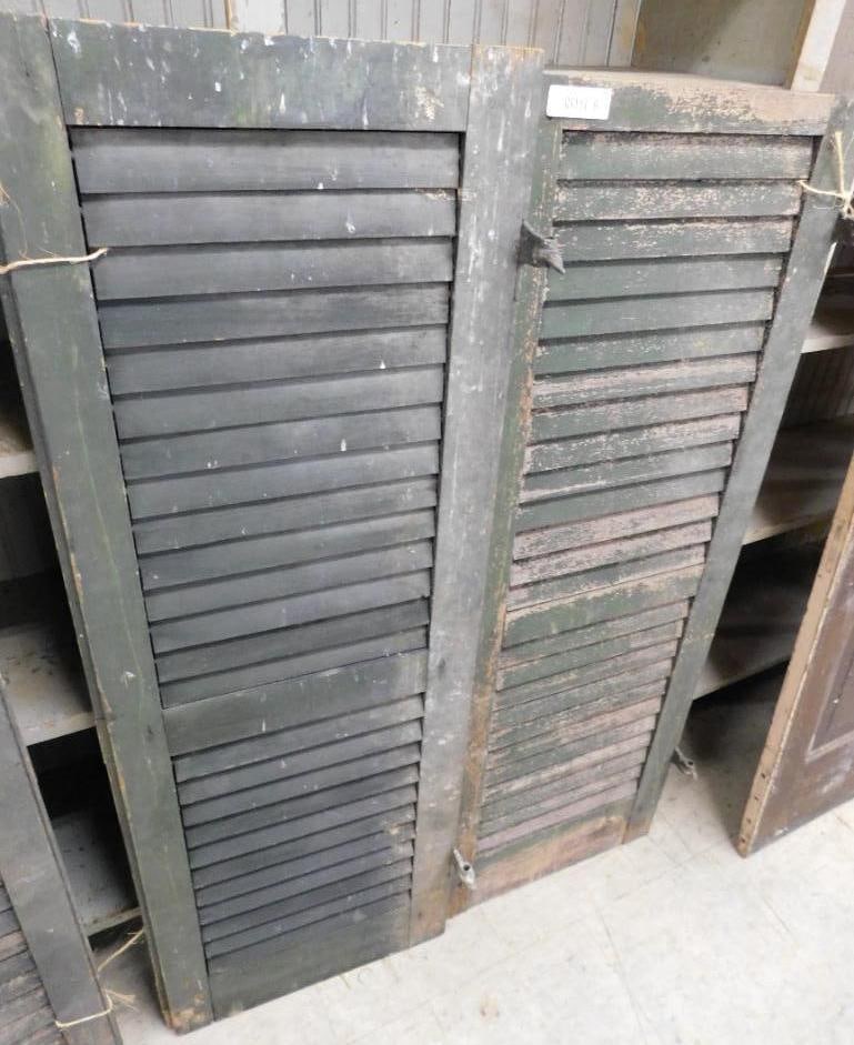 Pair of Green Painted Louvered Shutters - 51.25" x 17.5": See Photos For Condition and Details
