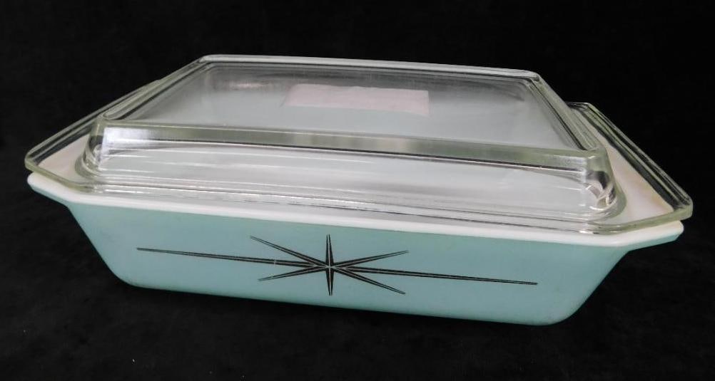 Vintage Pyrex Casserole Dish with Lid - 575-B - Atomic Star - Turquoise - 2.5 Qt.: See Photos For Condition and Details