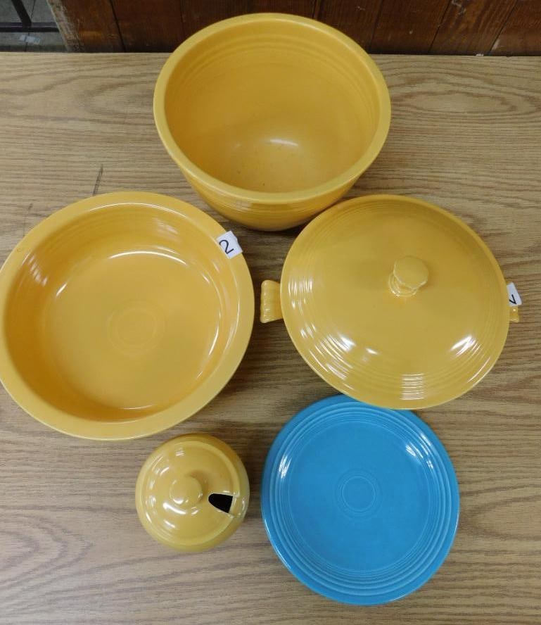 Lot with Vintage Fiesta Ware - 8.75" Mixing Bowl - 9.5" Bowl - 8.5" Casserole: See Photos For Condition and Details