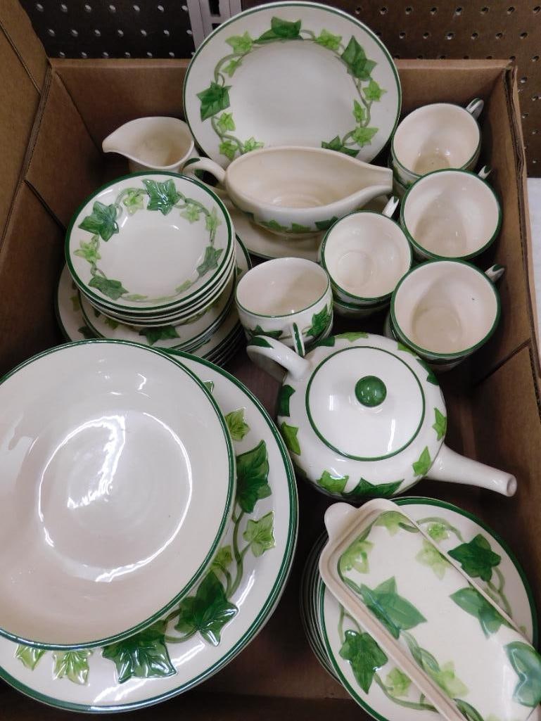 47 Piece Franciscan Earthenware China Set - Ivy Pattern (1 of 13)