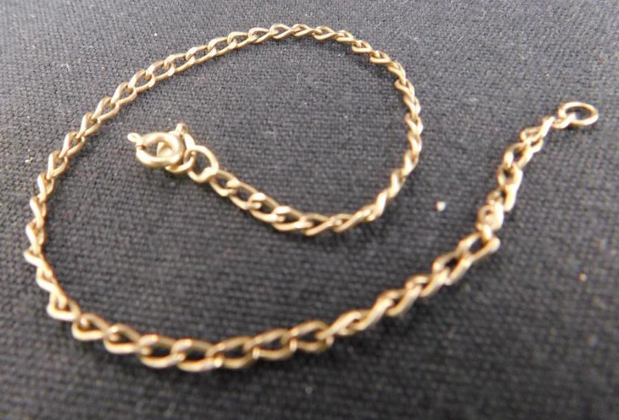 9K Yellow Gold - 7" Bracelet - 1.7 Grams (1 of 7)