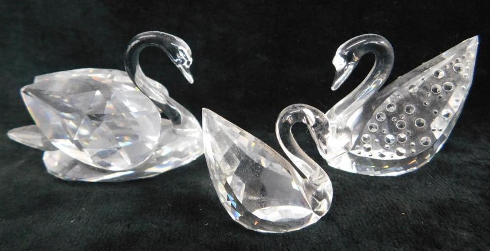 Swarovski Silver Crystal - Austria - Figurine - 3 Swans: No Chips / Breaks - No Box - See Photos For Condition and Details