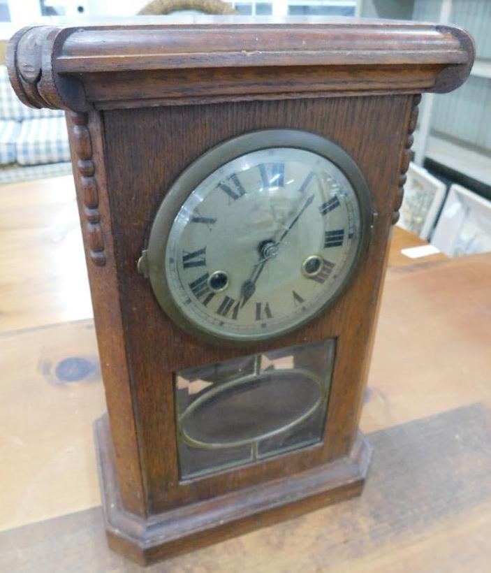 Vintage Mantle Clock - 13" x 10" x 6" (1 of 10)