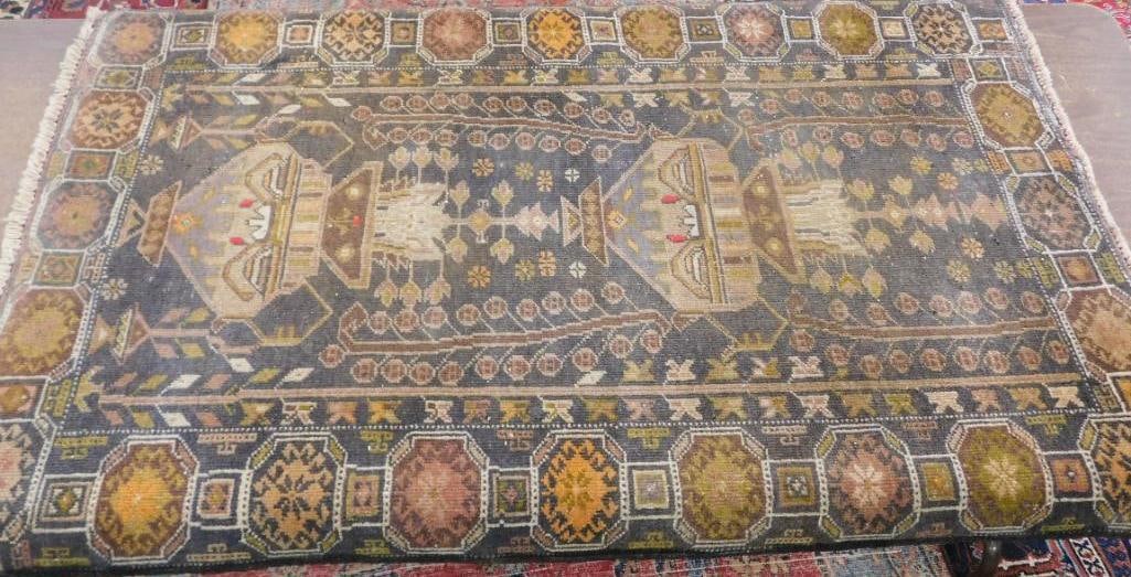 Mehabad Rug - 3' x 4'5": See Photos For Condition and Details