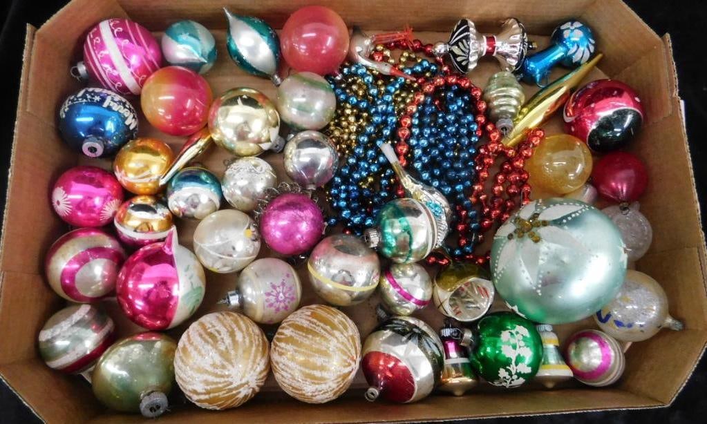 Box Lot - Vintage Glass Christmas Ornaments (1 of 12)