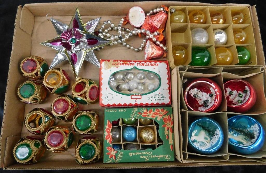 Box Lot - Vintage Glass / Tin / Plastic Christmas Ornaments (1 of 14)